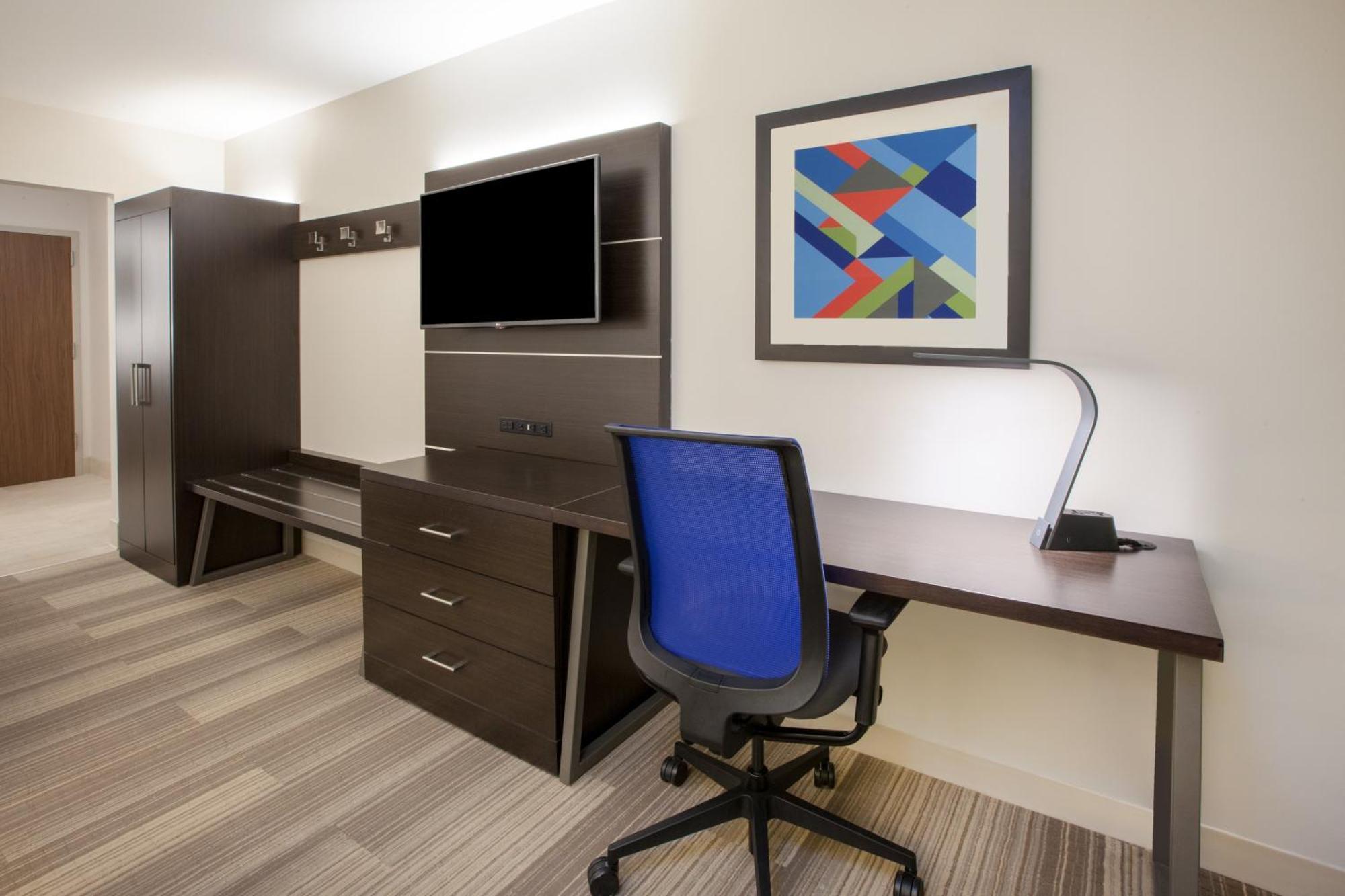 Holiday Inn Express & Suites - Glendale Downtown Extérieur photo