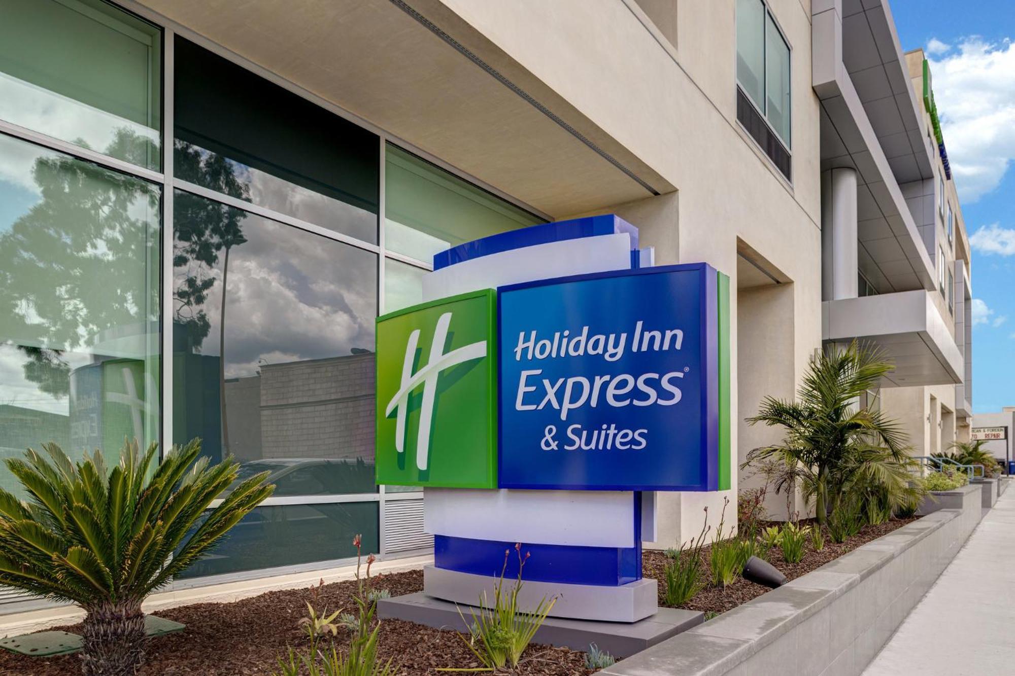 Holiday Inn Express & Suites - Glendale Downtown Extérieur photo