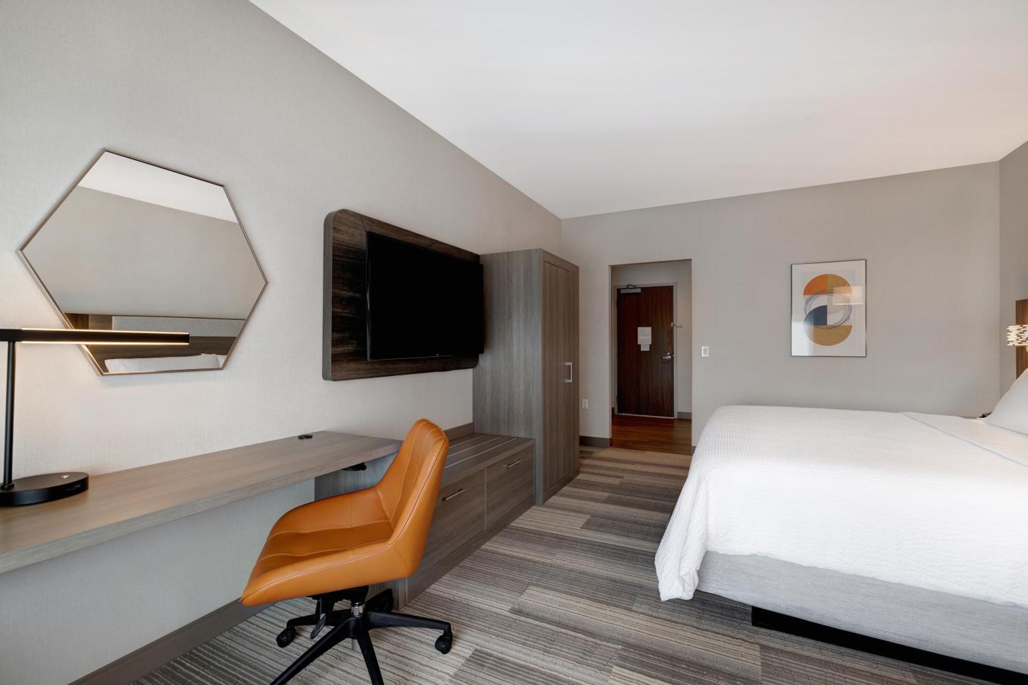 Holiday Inn Express & Suites - Glendale Downtown Extérieur photo