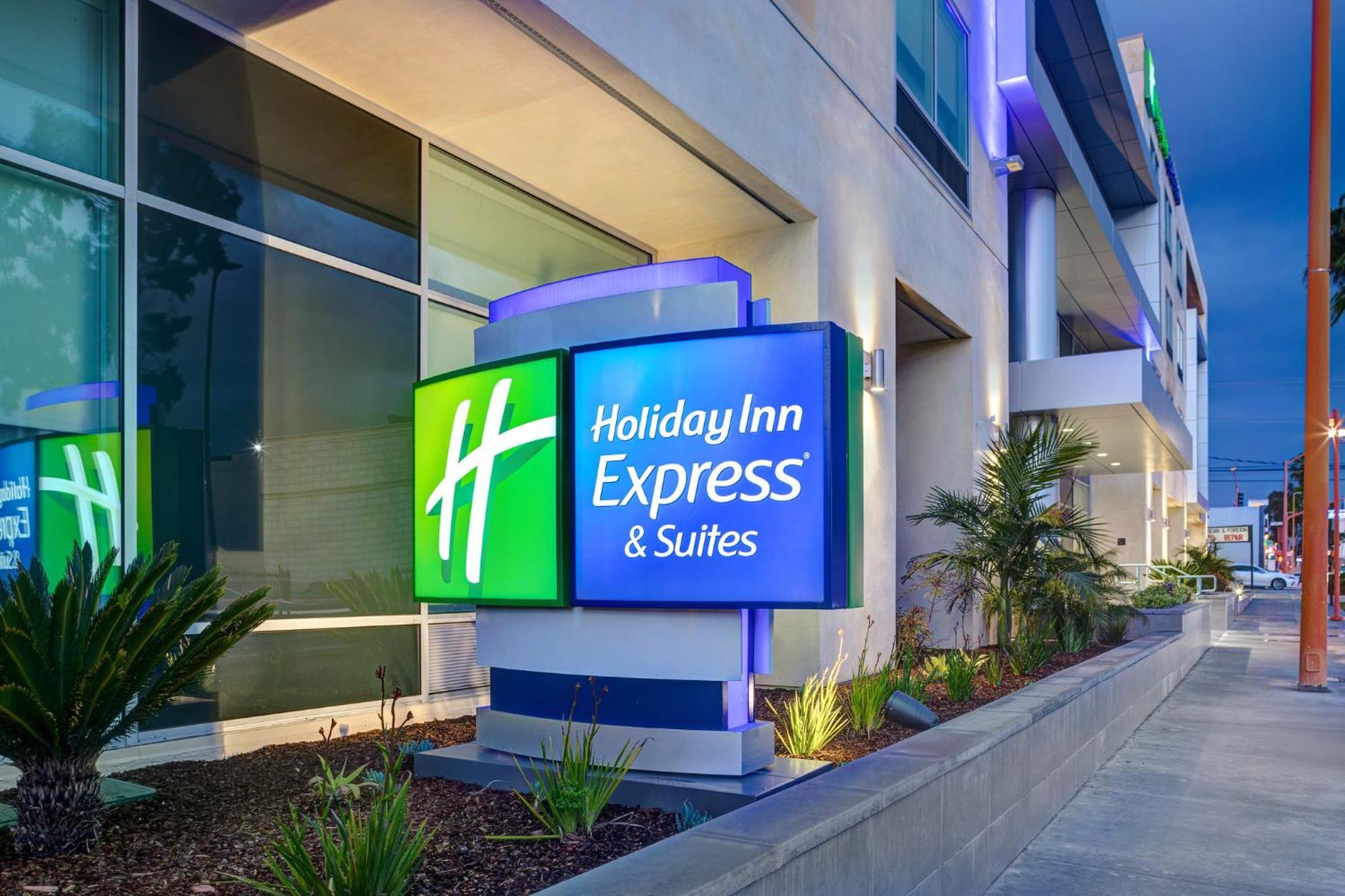 Holiday Inn Express & Suites - Glendale Downtown Extérieur photo