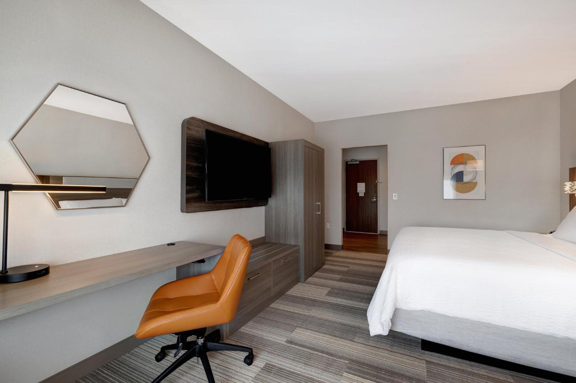 Holiday Inn Express & Suites - Glendale Downtown Extérieur photo