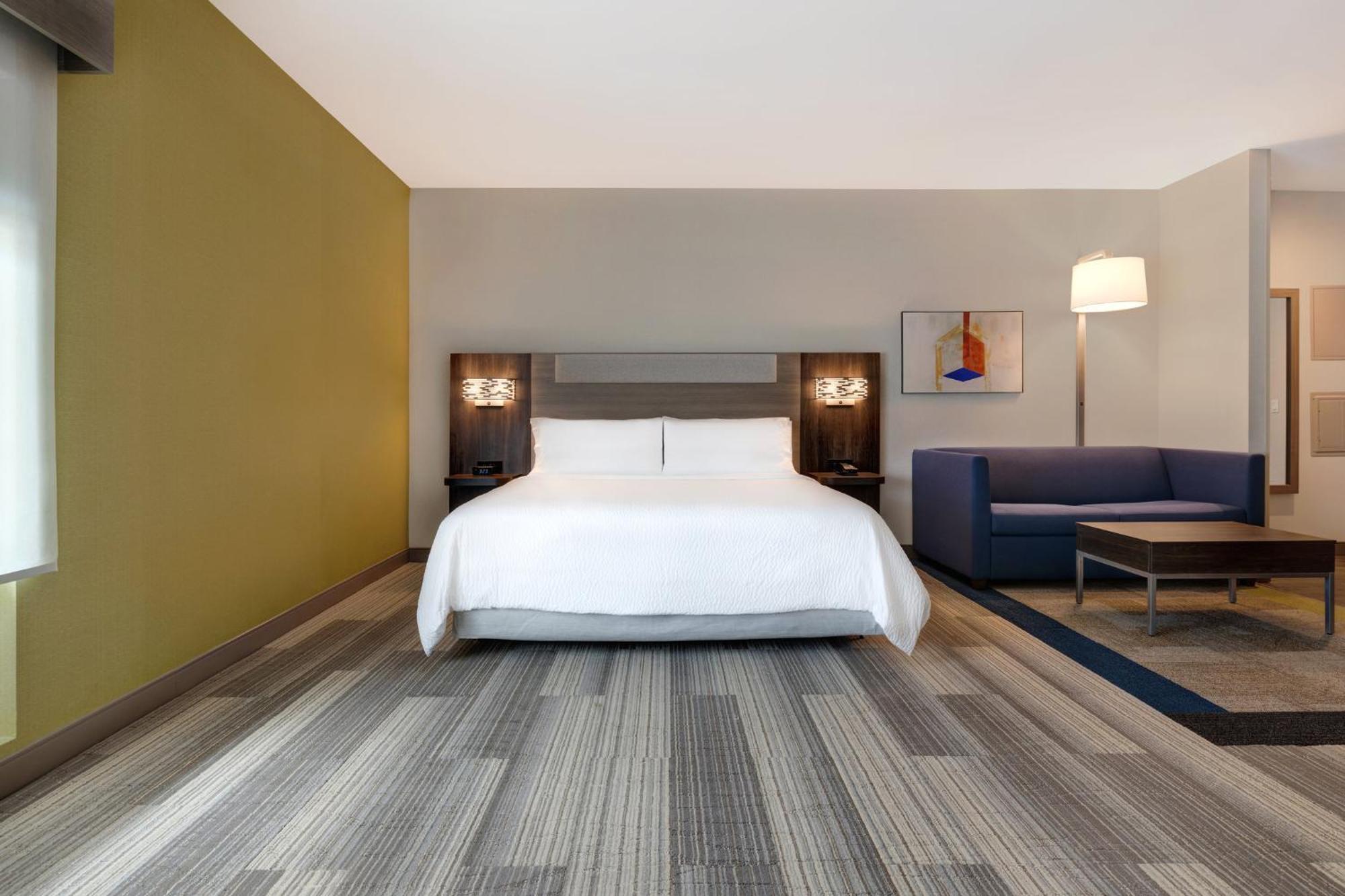 Holiday Inn Express & Suites - Glendale Downtown Extérieur photo
